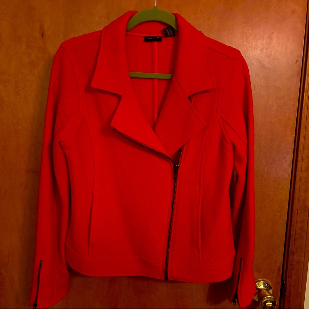 Gorgeous red wool moto style jacket Tahari size M